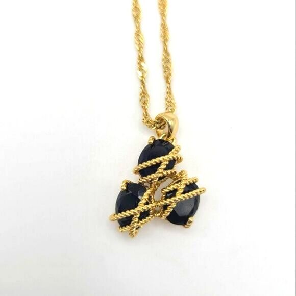 Charter Club necklace, Black stones, and goldtone hardware and chain - Picture 3 of 6